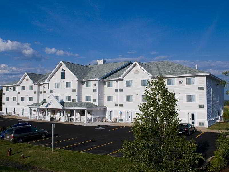 Travelodge Suites By Wyndham Moncton Exterior photo